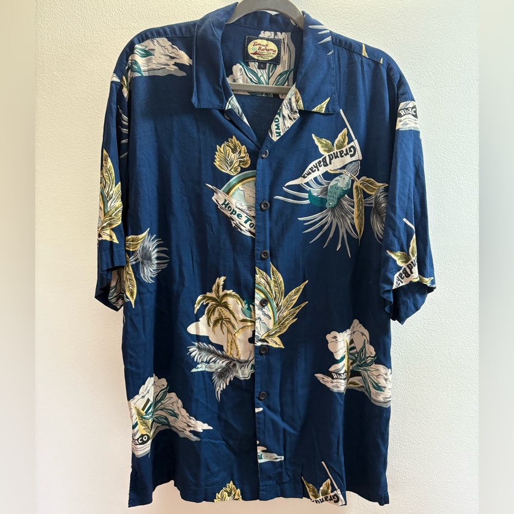 Tommy Bahama Blue Bahama Islands Print Shirt L